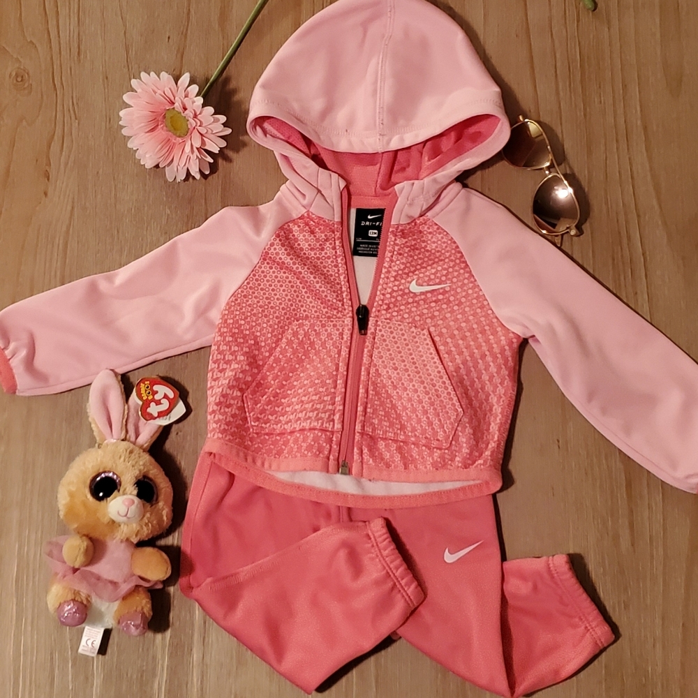 Nike Drifit 2 piece matching set 12 months